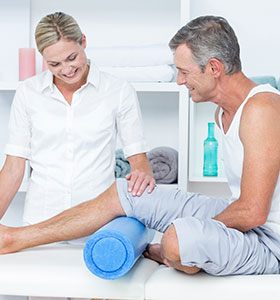 physical-therapist-and-patient
